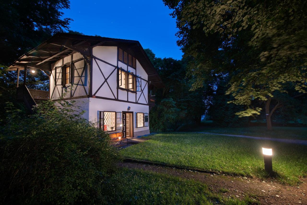 Chateau Loucen Garden Retreat Εξωτερικό φωτογραφία