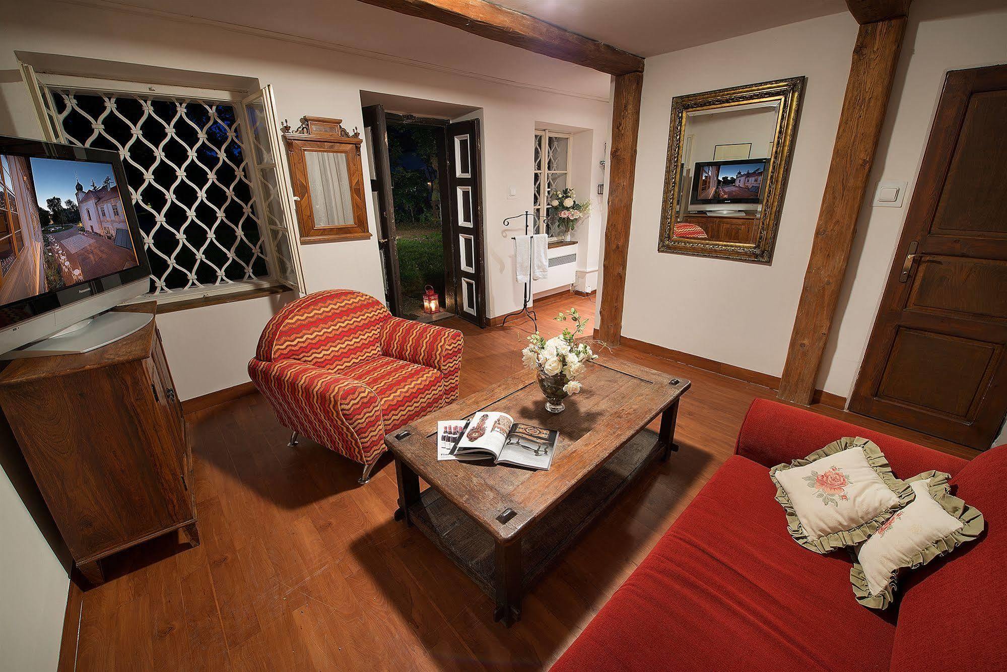 Chateau Loucen Garden Retreat Εξωτερικό φωτογραφία